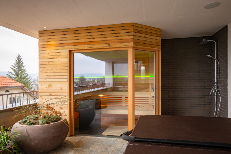Sauna auf dem Balkon
