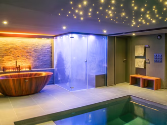 dampfbad-in-schwimmbad