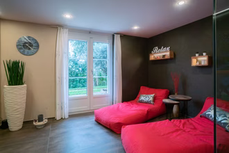 private-wellnessoase-mit-sauna-und-dampfbad-dampfdusche-wellnessraum-zum-entspannen-7