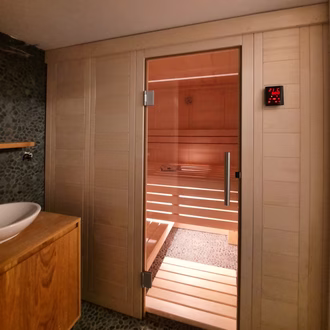 sauna-mit-glastür-classico