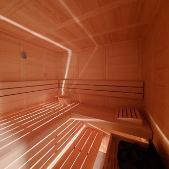sauna-mit-unterbankleuchte-classico